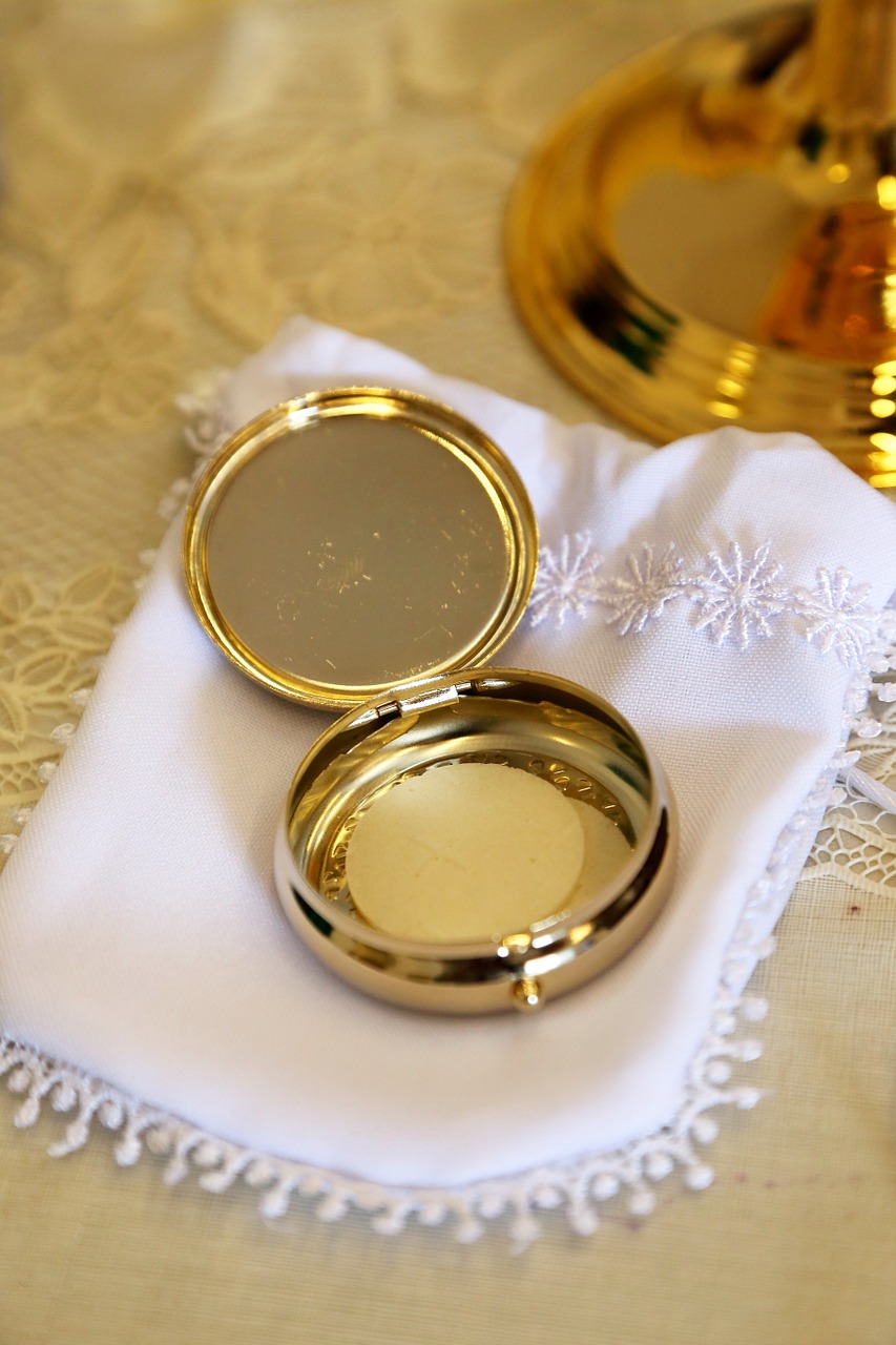 eucharist host communion free photo