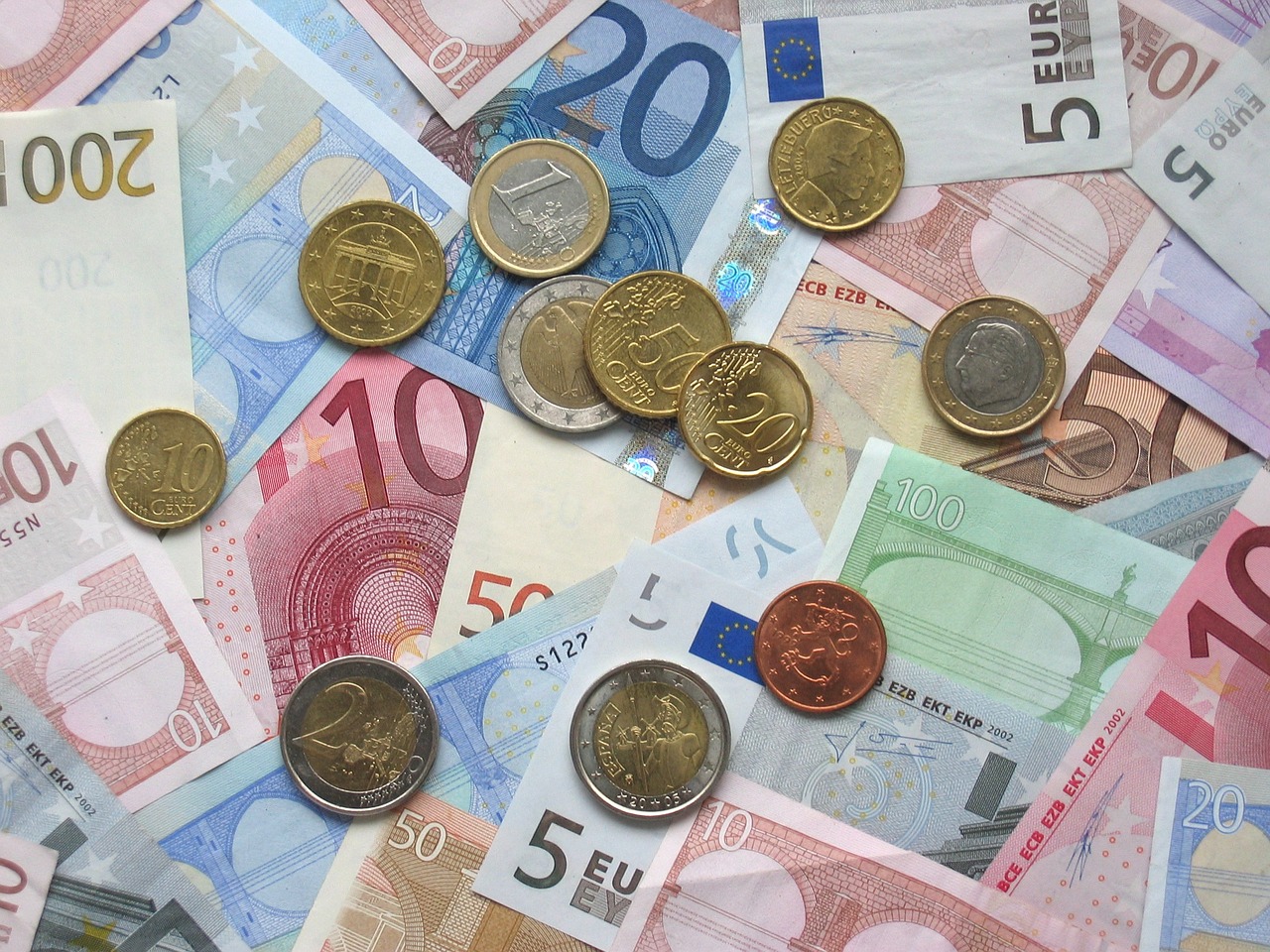 euro bank notes coins free photo