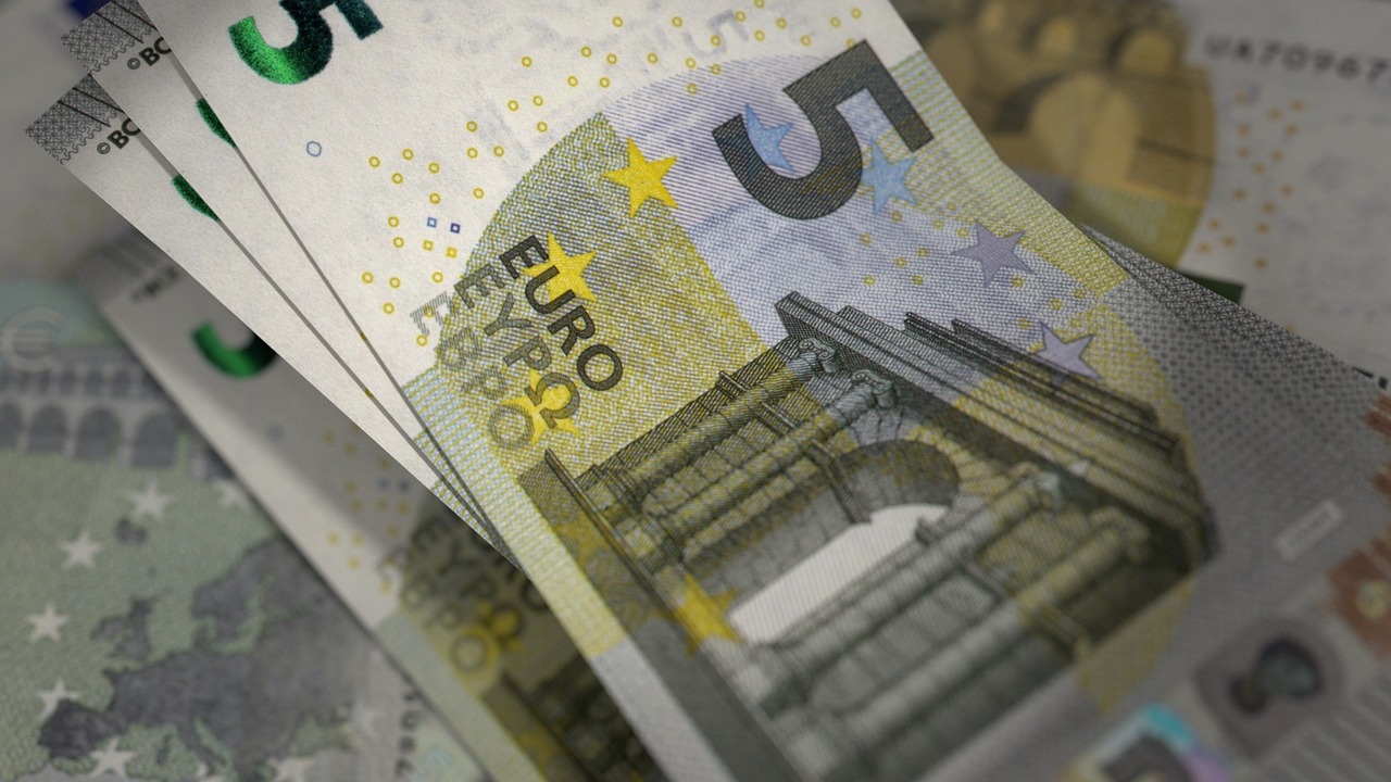 euro banknotes currency free photo