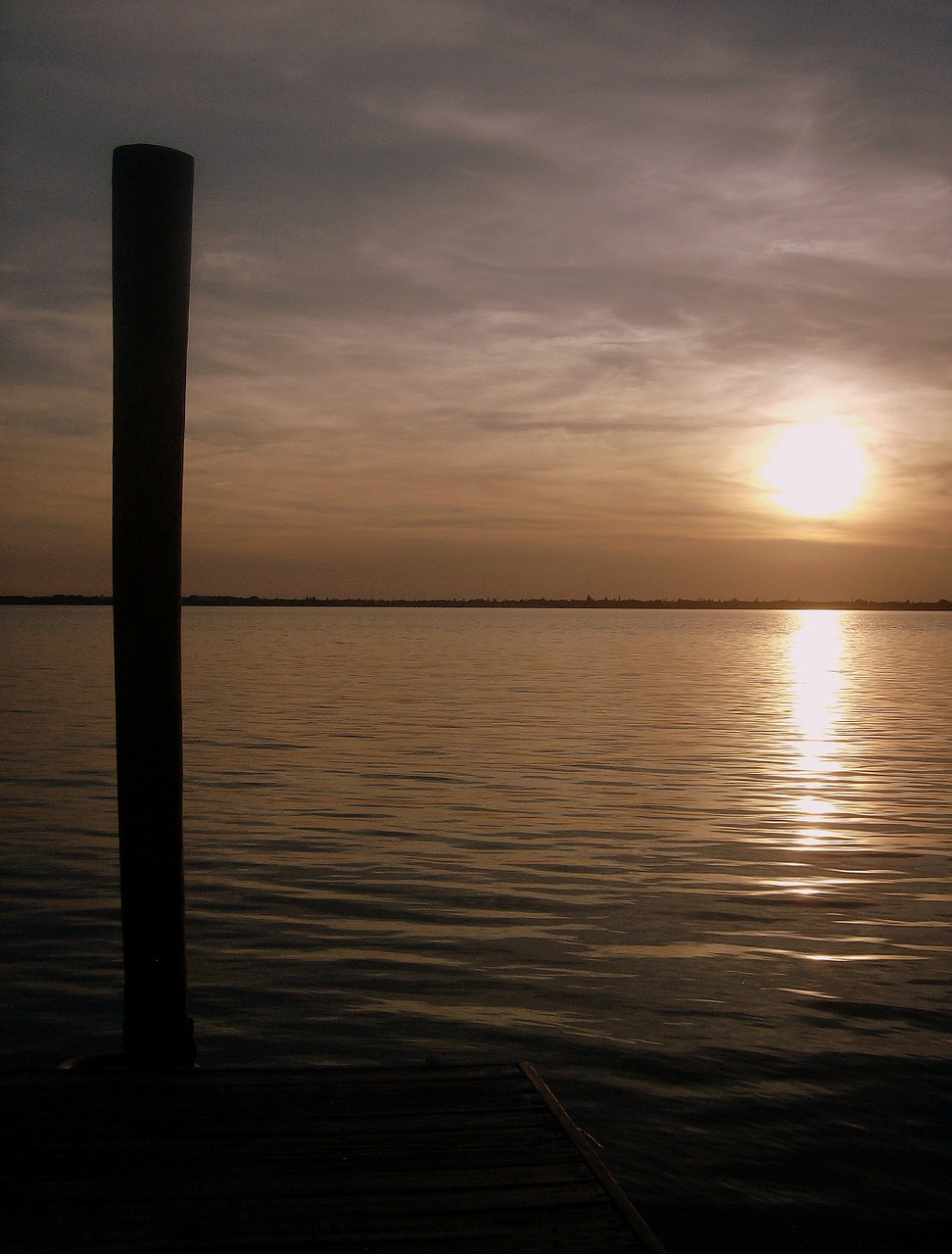 evening sunset river in the evening free photo