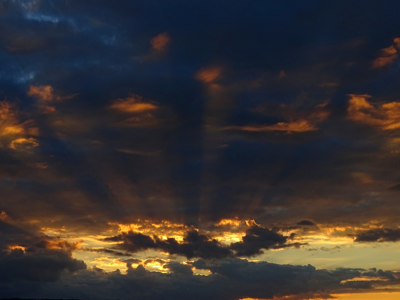 evening sky clouds gewitterstimmung free photo