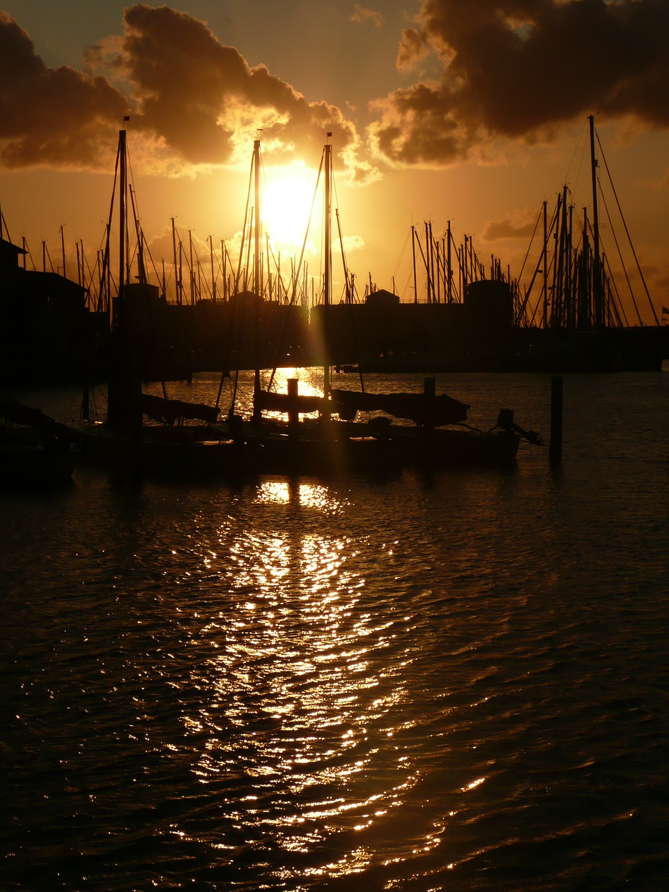 evening sky grewelinger sea port zeelande free photo