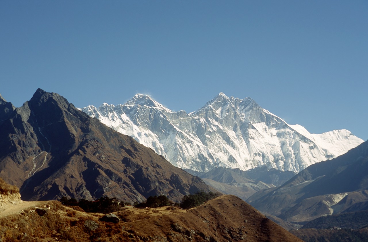 everest trekking nepal free photo