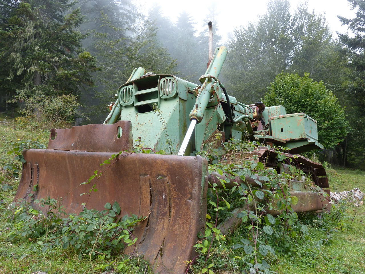 excavator abandoned old free photo