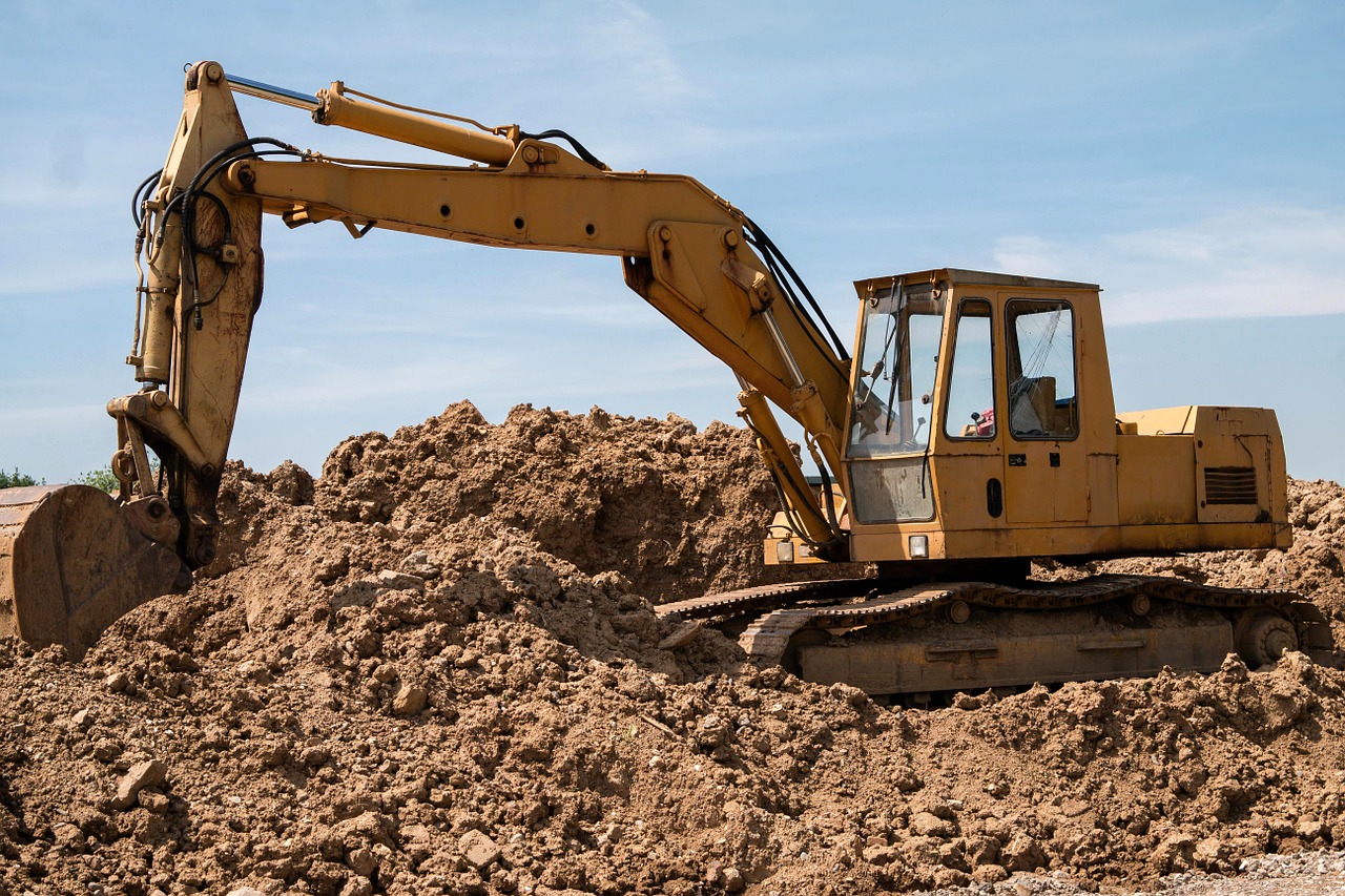 excavators site vehicle free photo