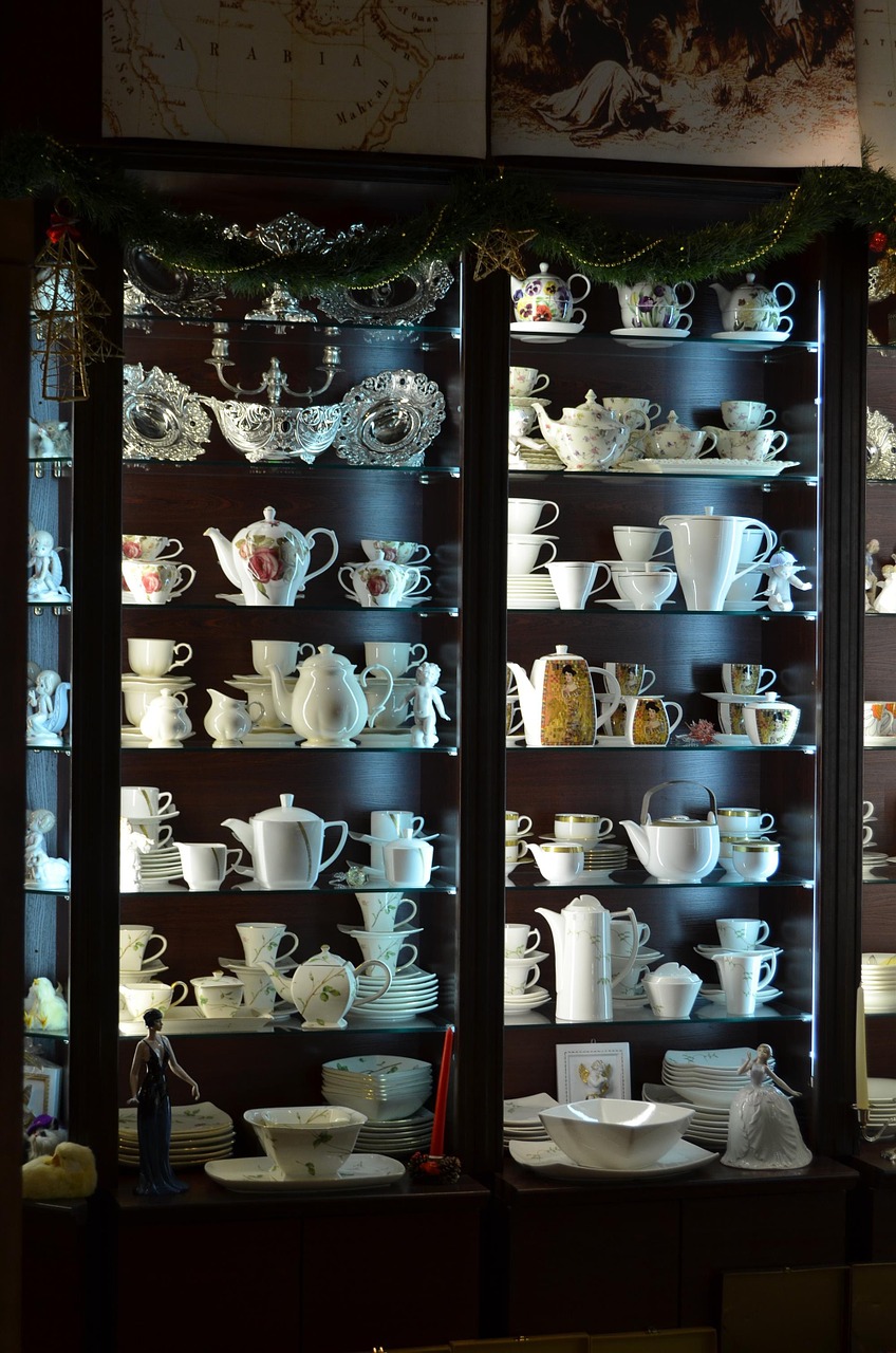 exhibition porcelain shop free photo