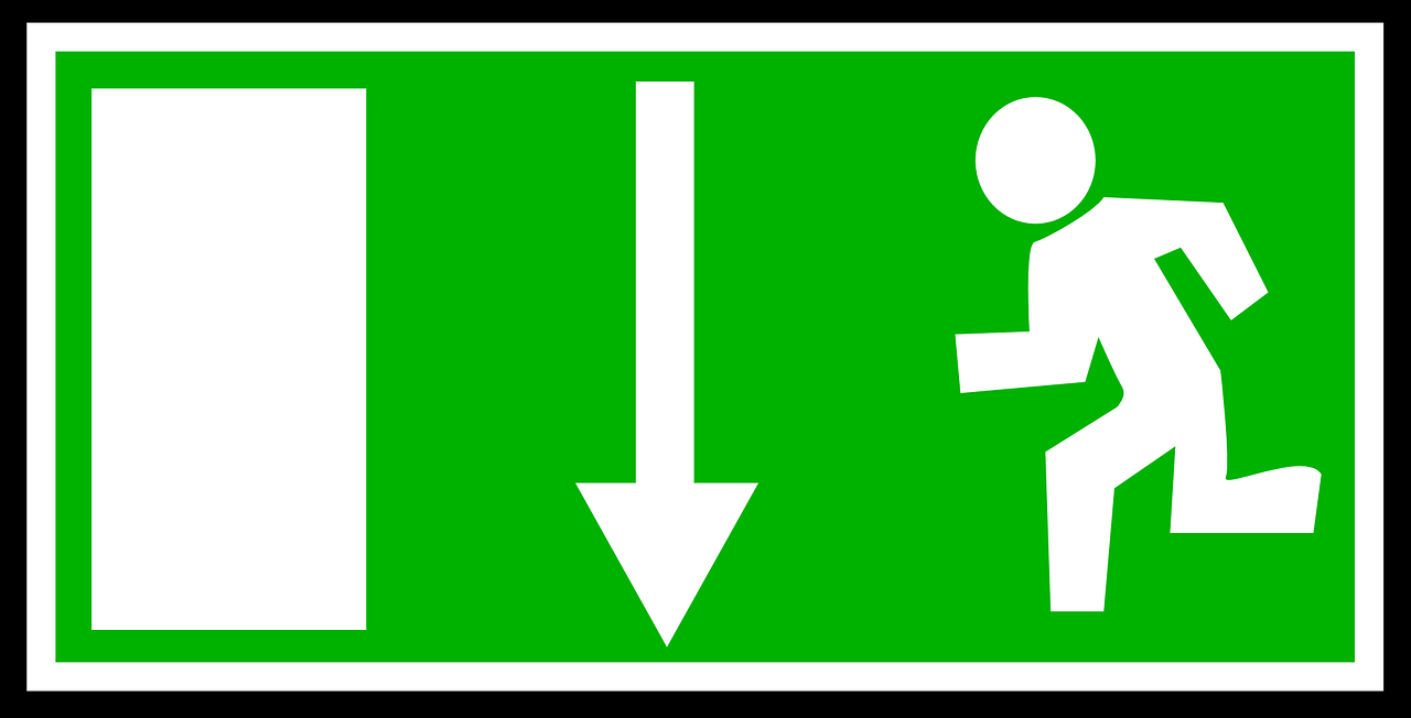 exit emergency sign free photo