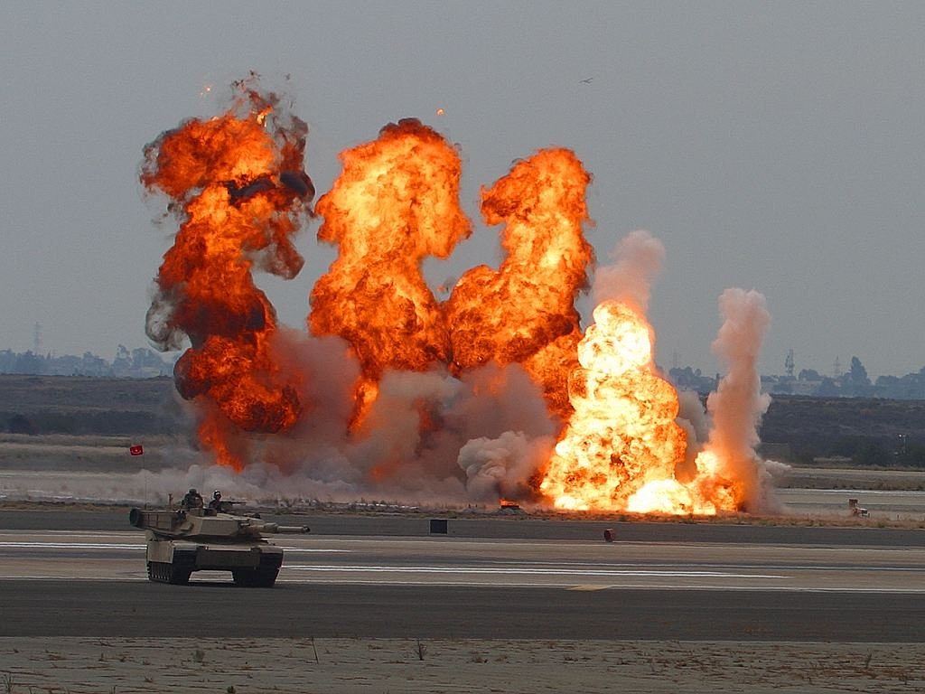 explosions panzer exercise free photo