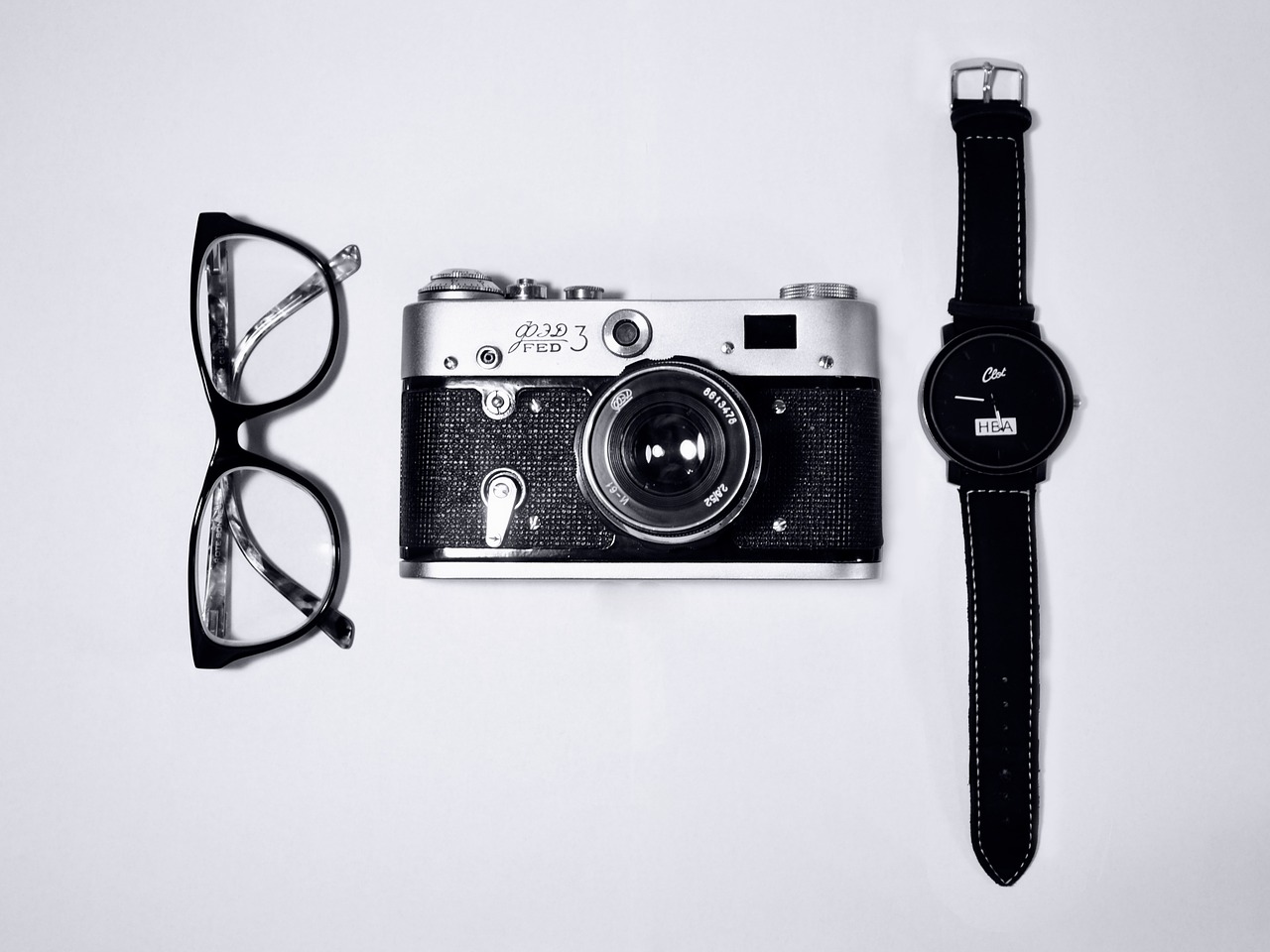 eyeglasses camera watch free photo