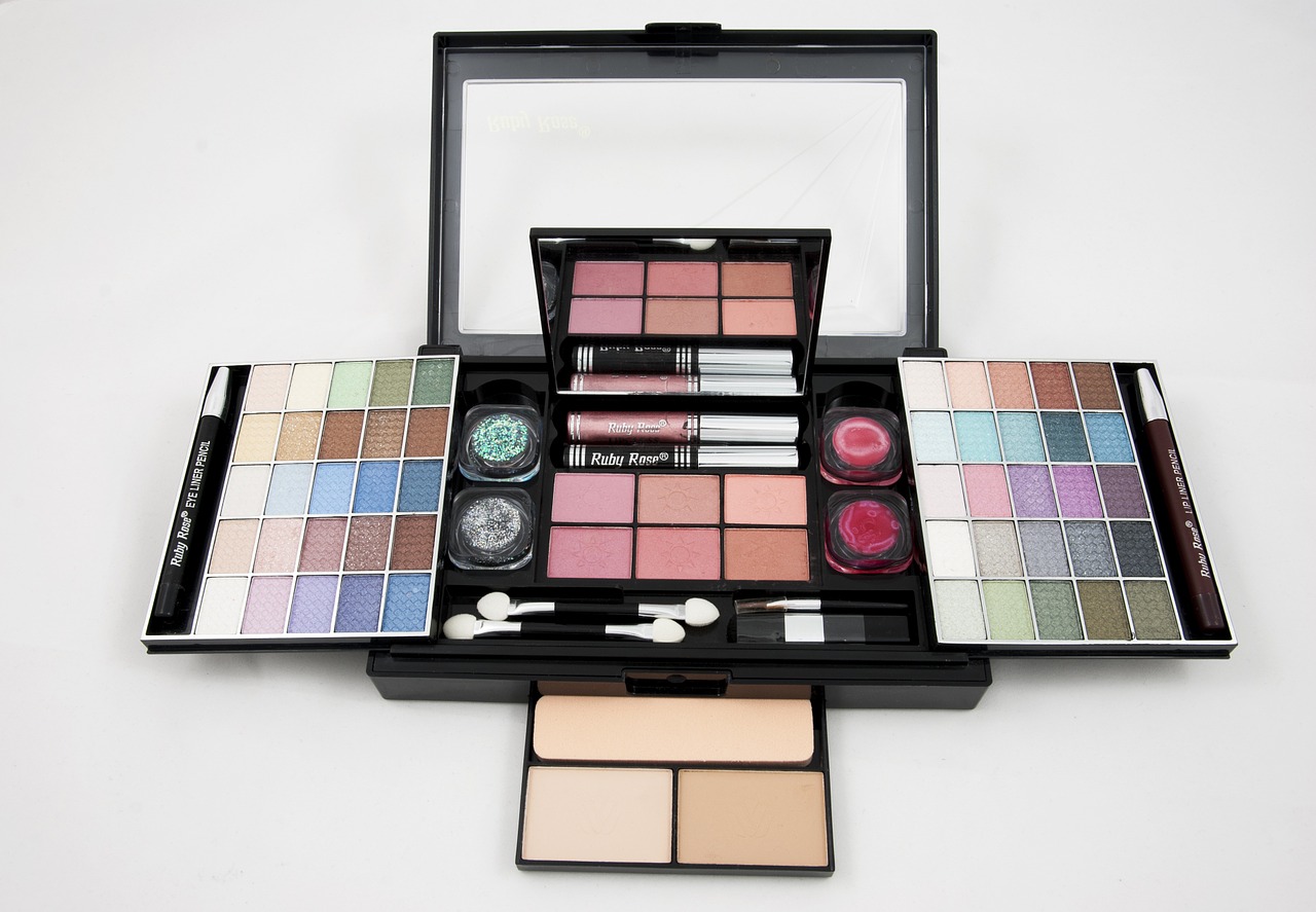 eyeshadow palette makeup kit free photo