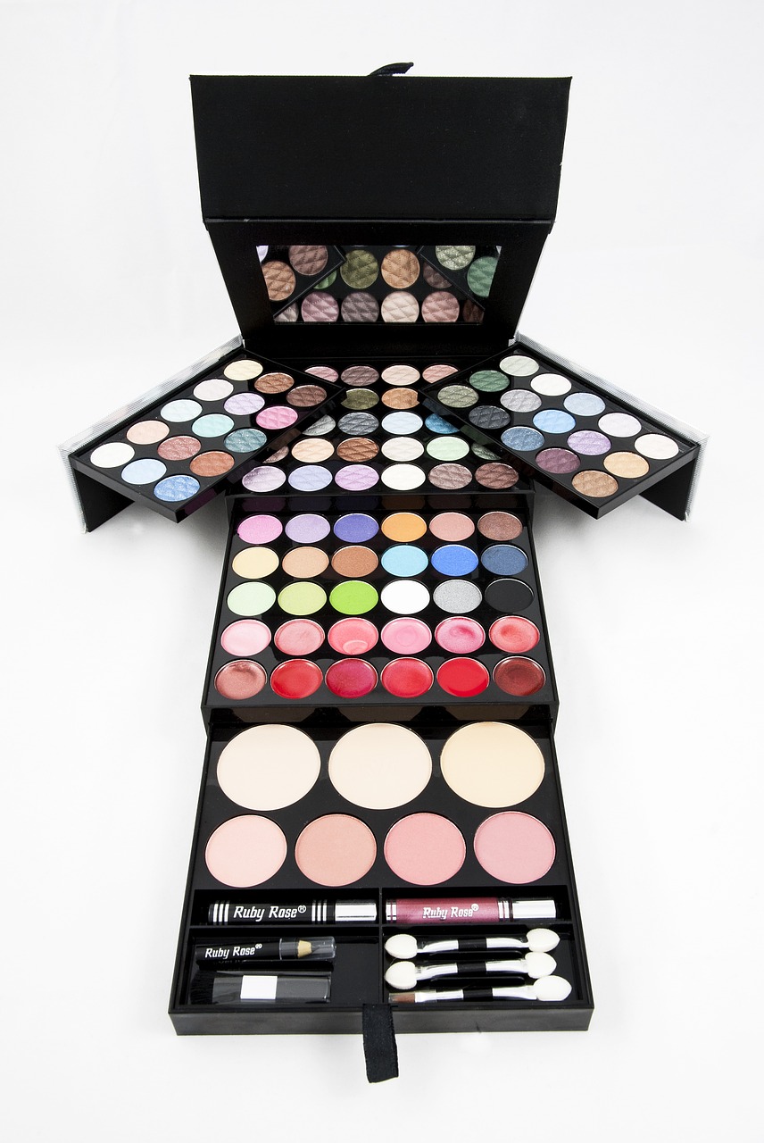 eyeshadow palette makeup kit free photo