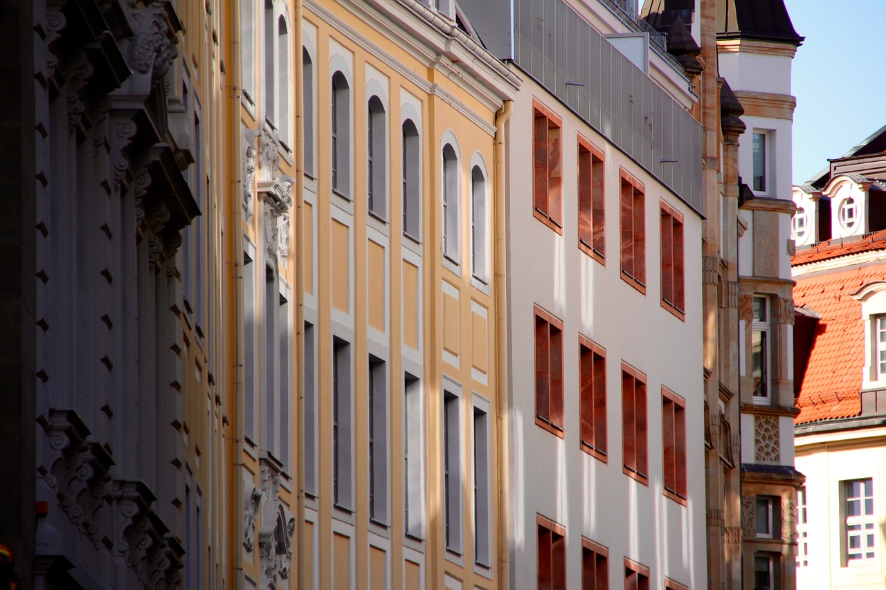 facade old town city free photo