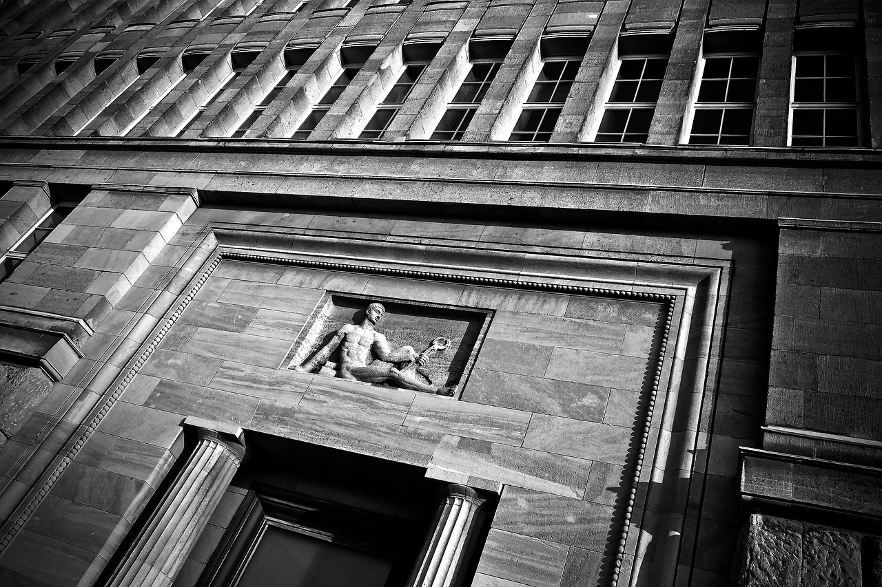 facade old architecture free photo