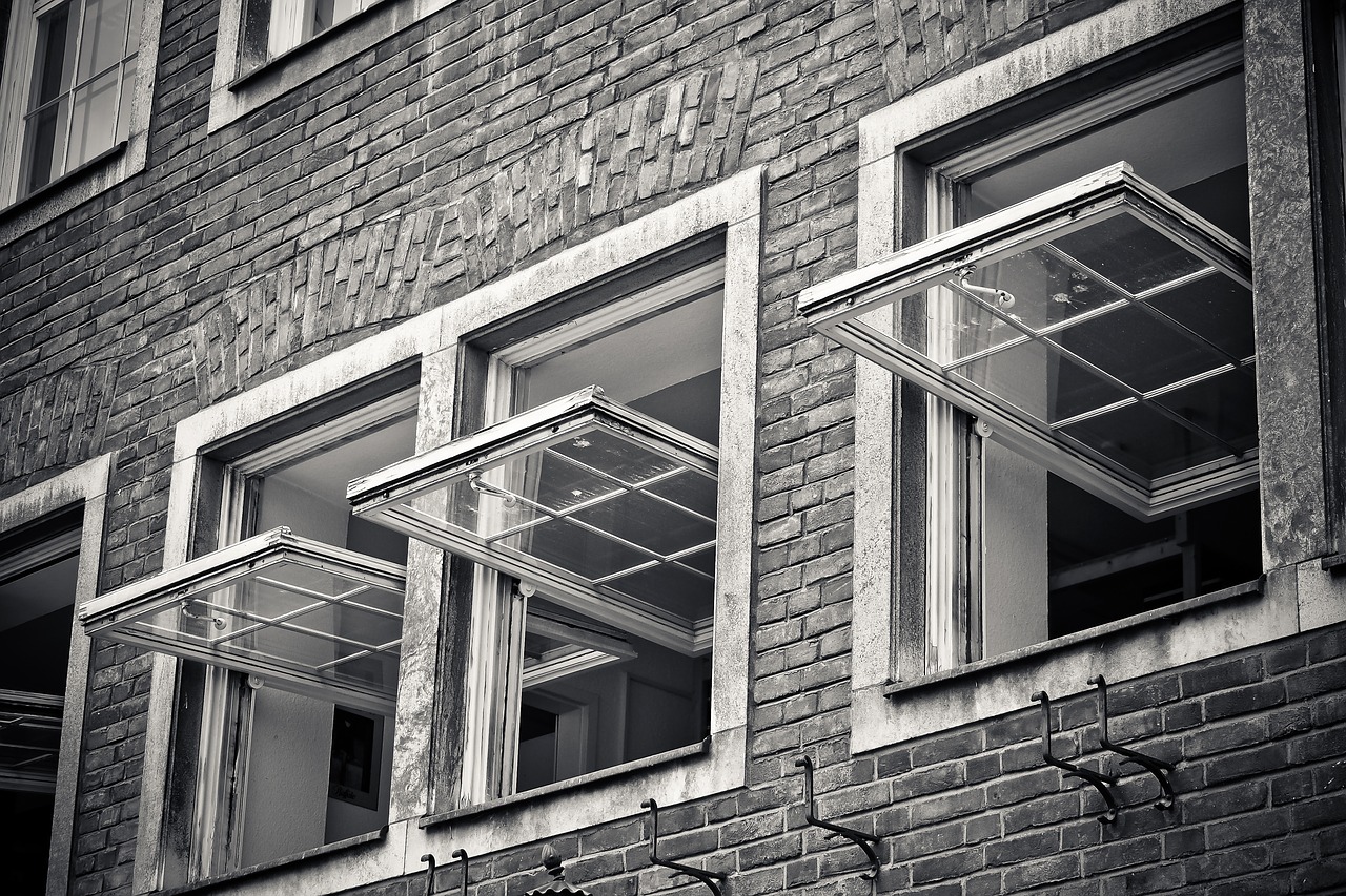 facade window architecture free photo