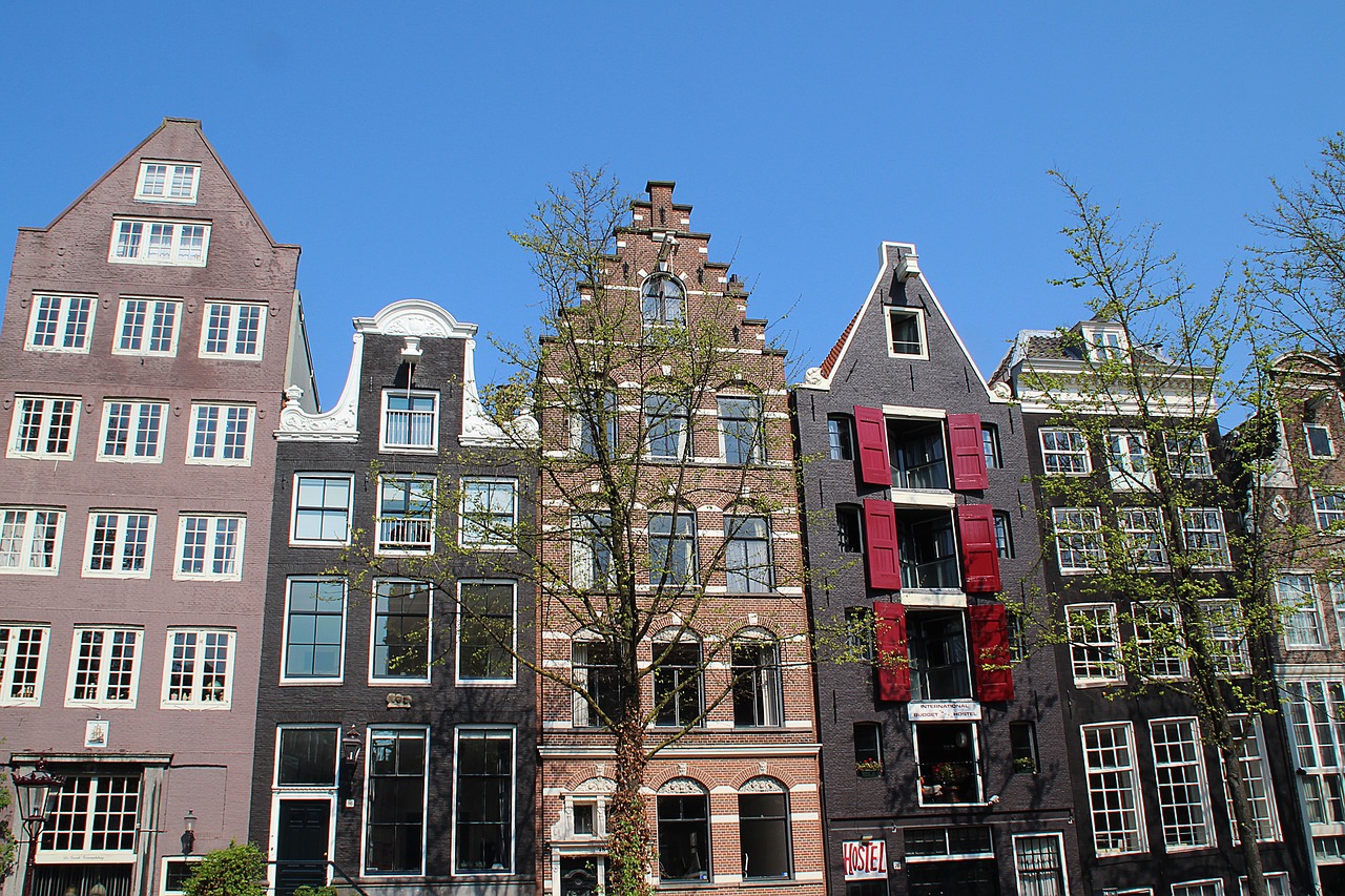 facade netherlands old houses free photo