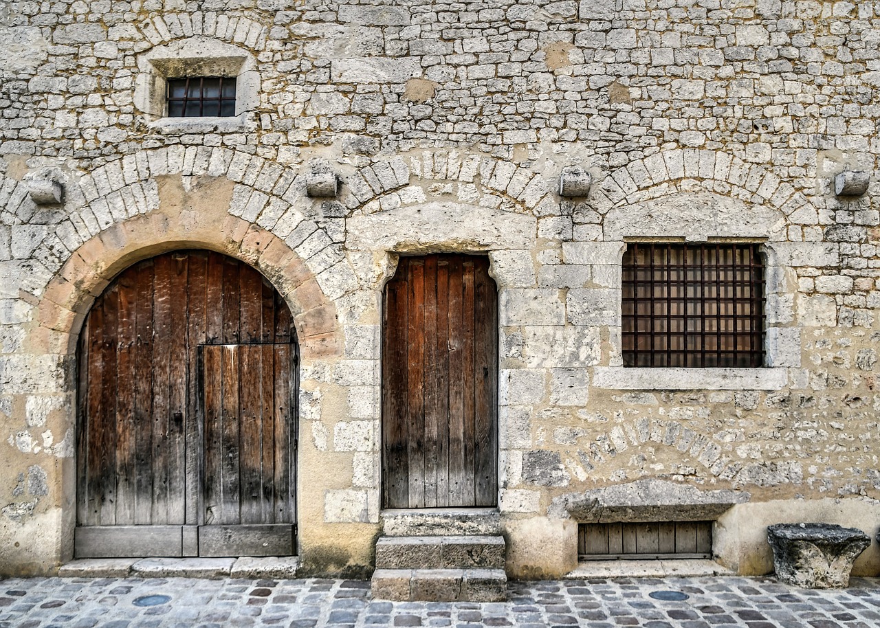 facade  house  medieval free photo