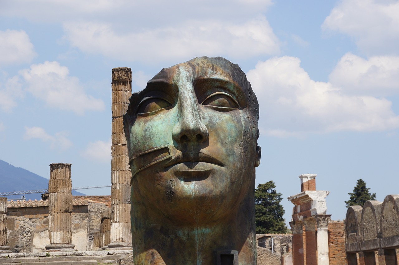 face sculpture pompeii free photo