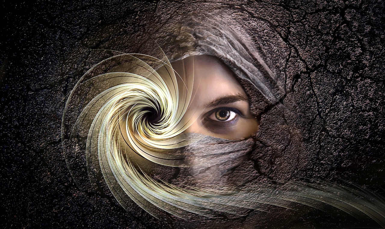 face spiral eye free photo