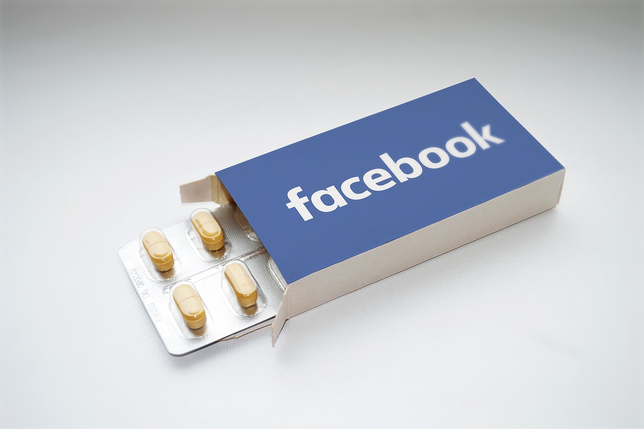 facebook social media addiction internet addiction free photo