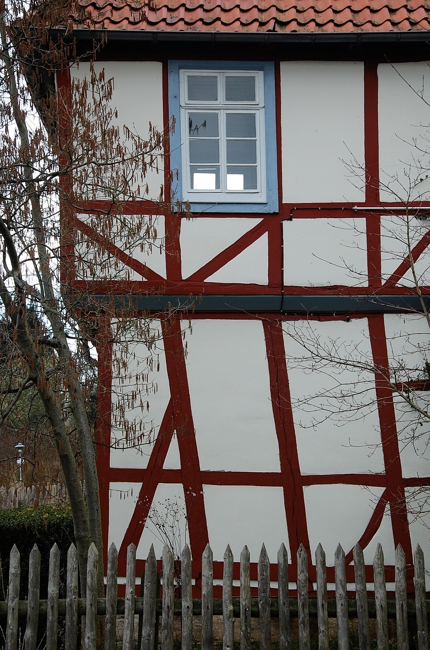 fachwerkhaus home truss free photo