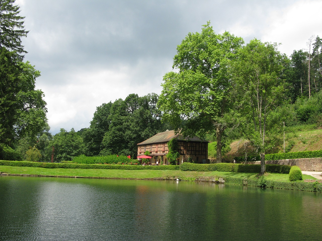 fachwerkhaus lake forest free photo