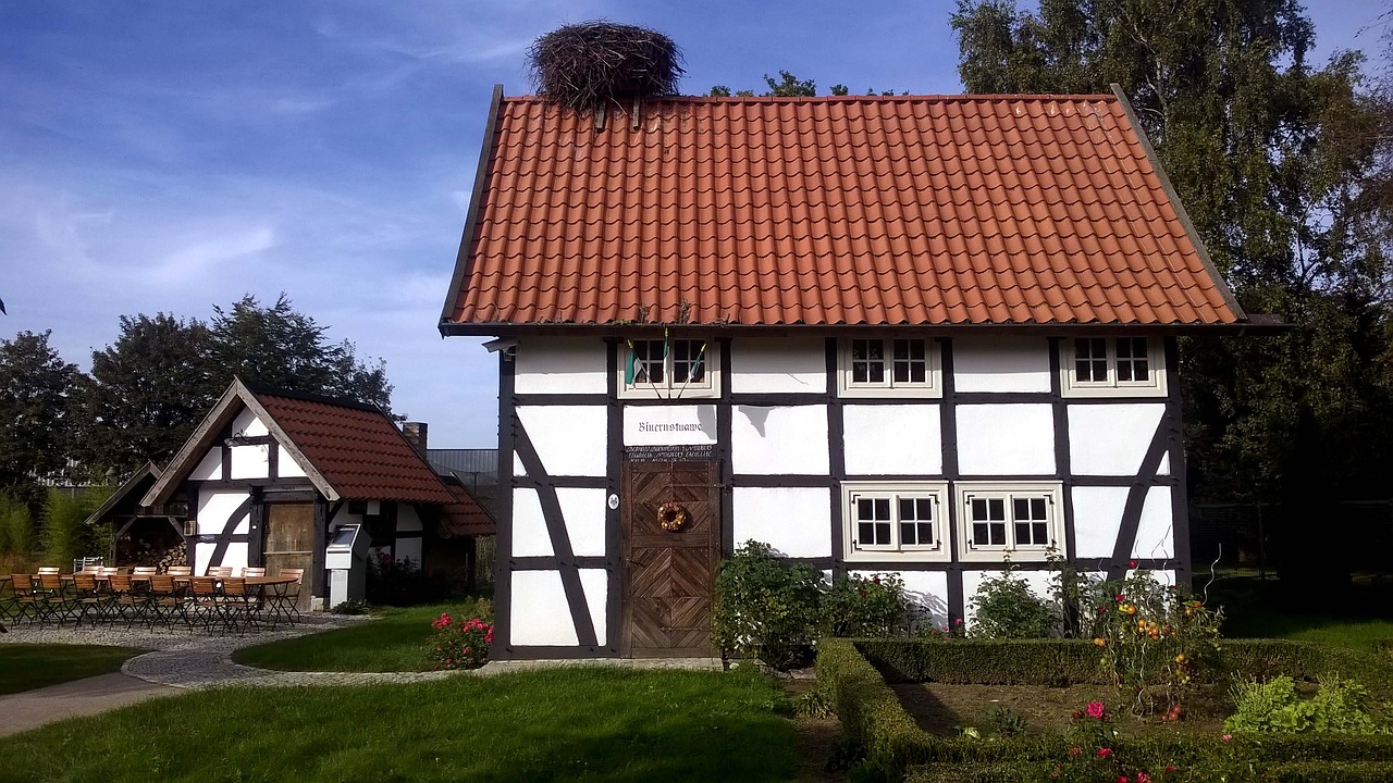 fachwerkhaus historically storchennest free photo