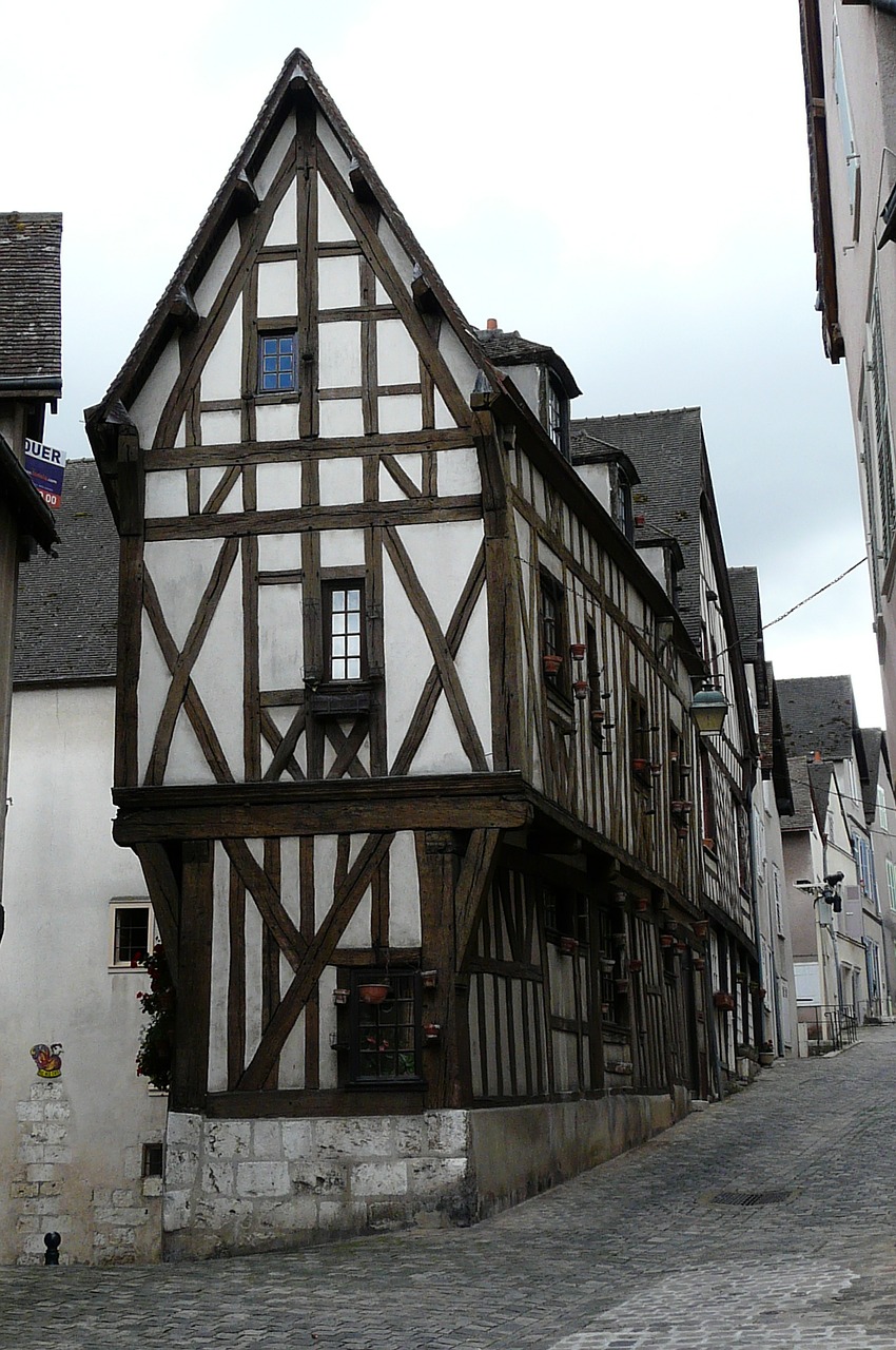 fachwerkhaus gable old town free photo