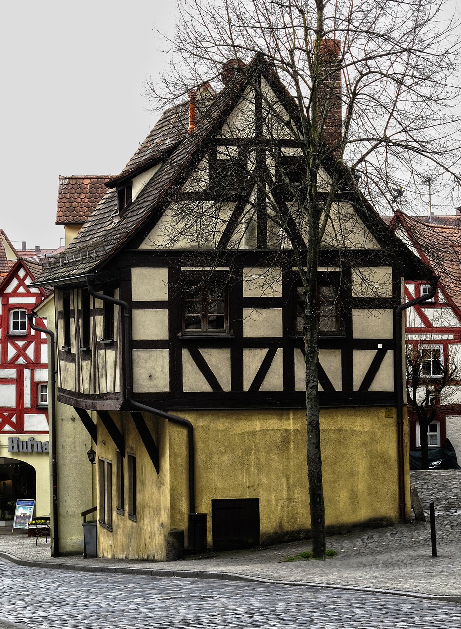 fachwerkhaus historically old town free photo