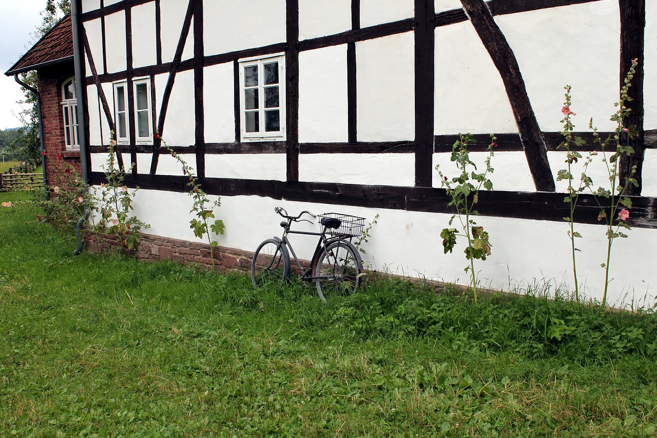 fachwerkhaus bike village free photo