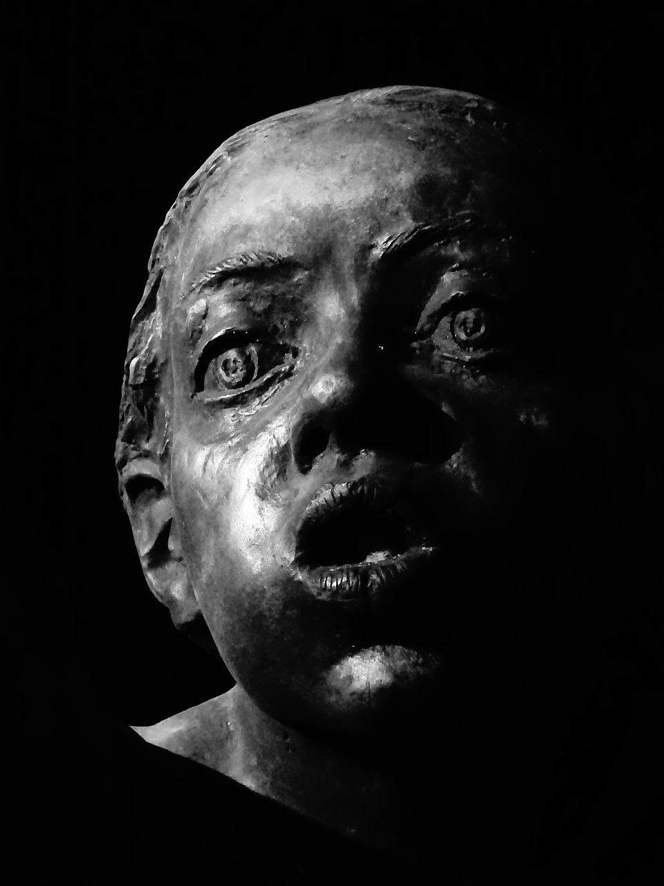facial bronze statue free photo