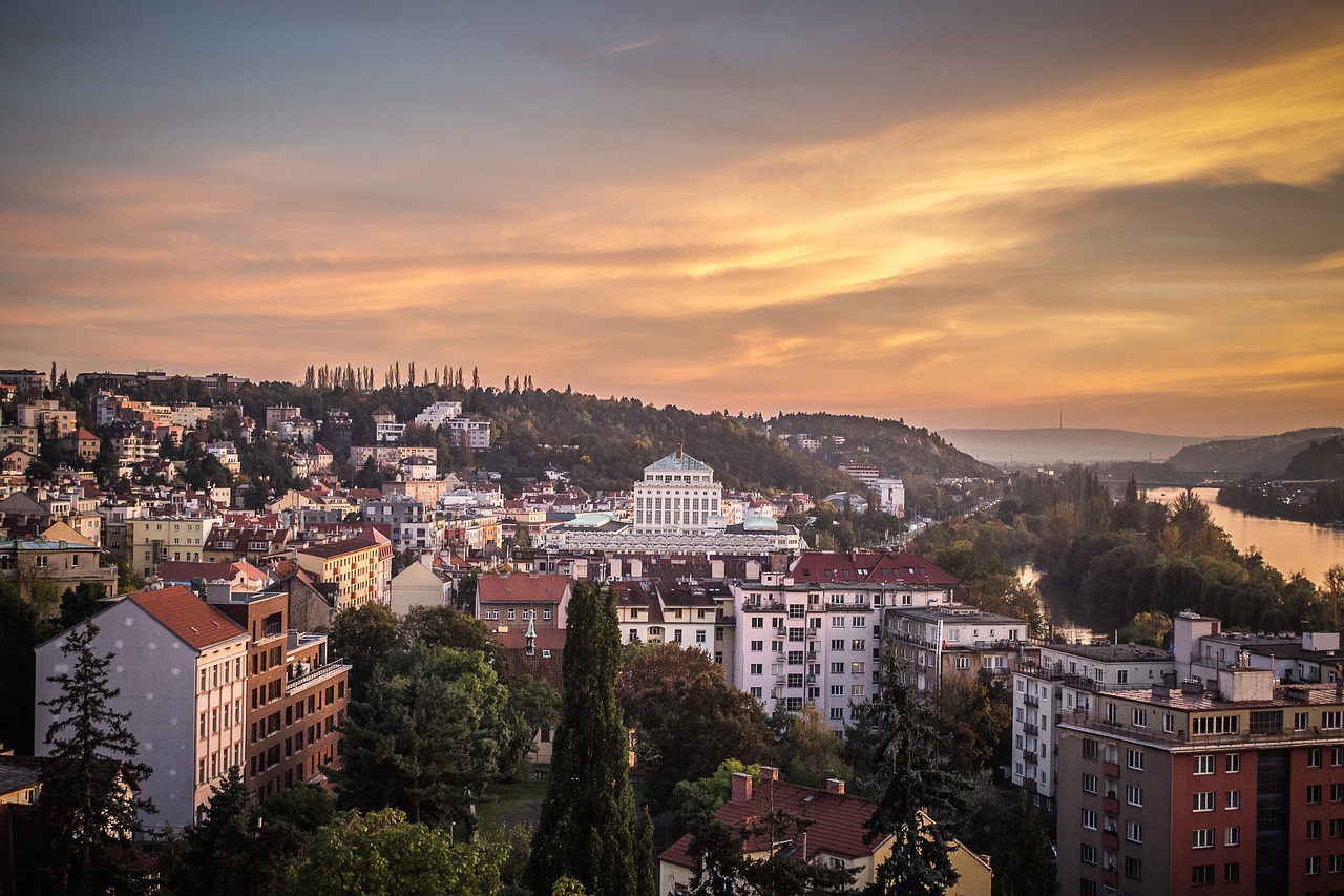 fade  river  prague free photo