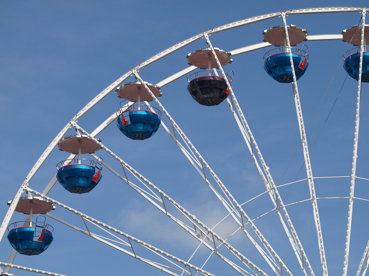 fair  ferris wheel  gondola free photo