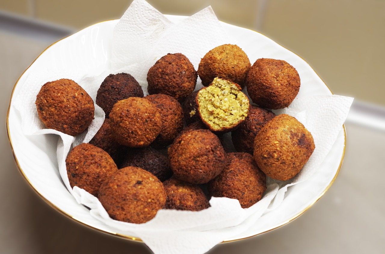 falafel middle east chickpeas free photo