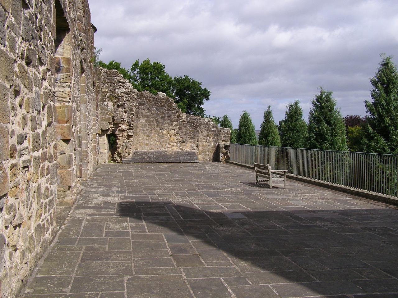 falkland castle scotland free photo