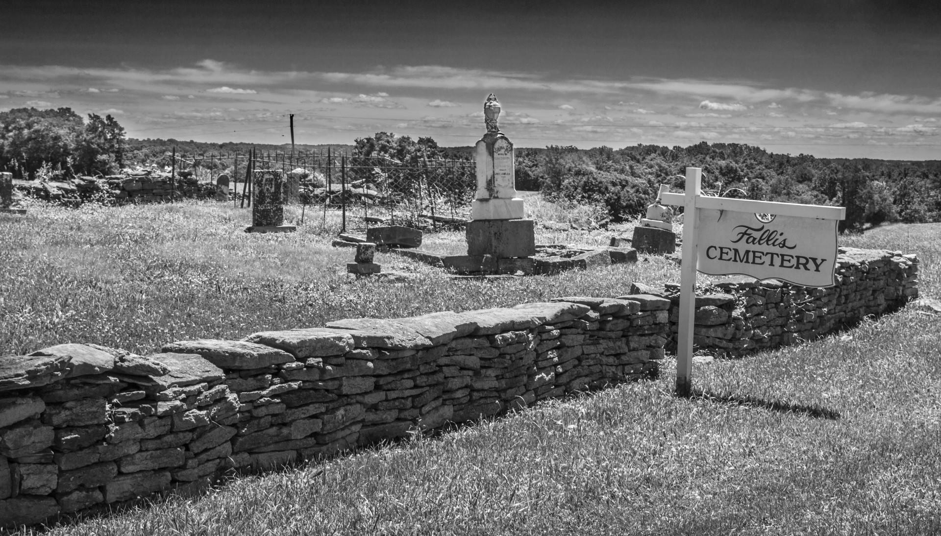 cemeteries rural rural cemeteries free photo