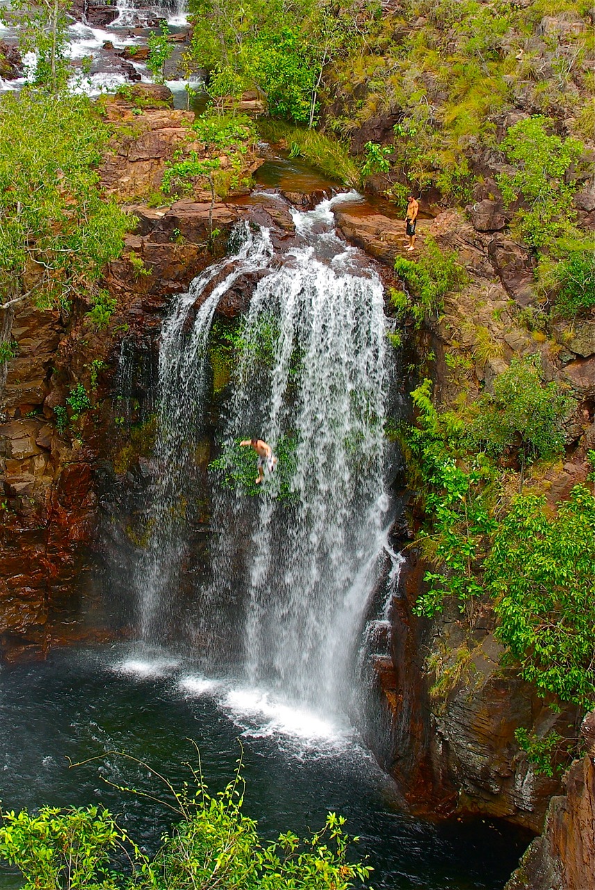 falls jump people free photo