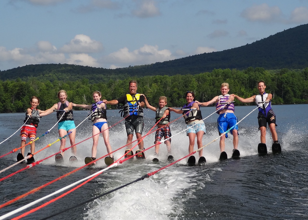 family sports waterskiing free photo