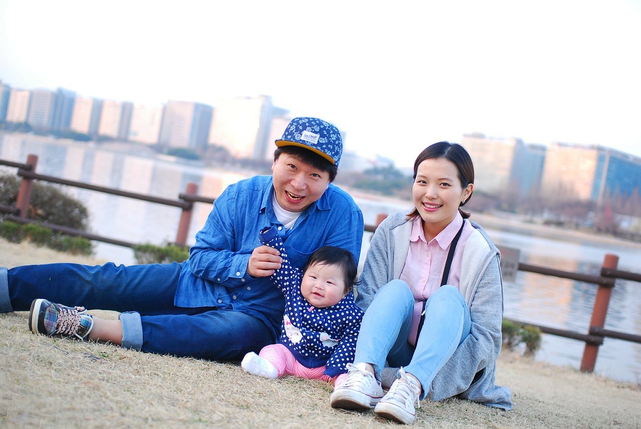 family korean baby free photo
