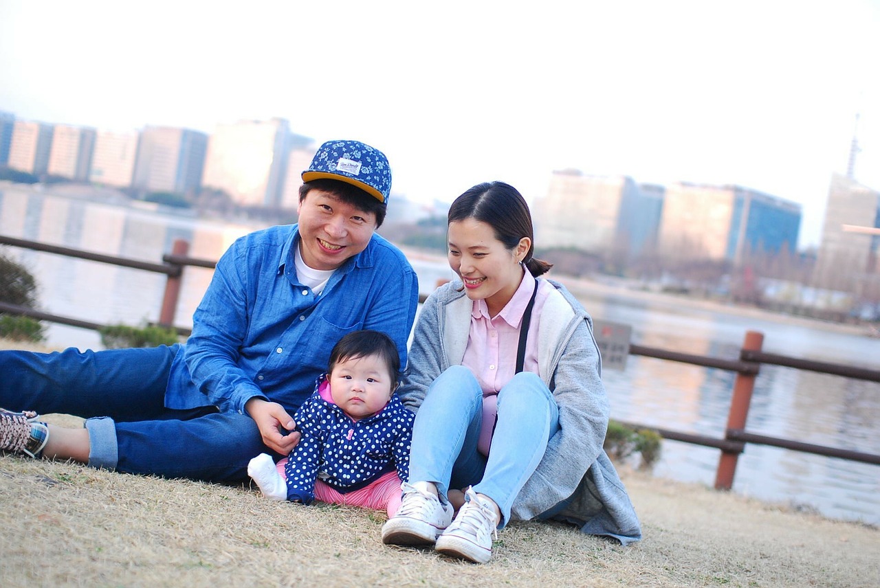 family korean baby free photo