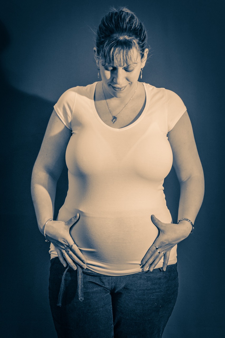 family pregnant woman free photo