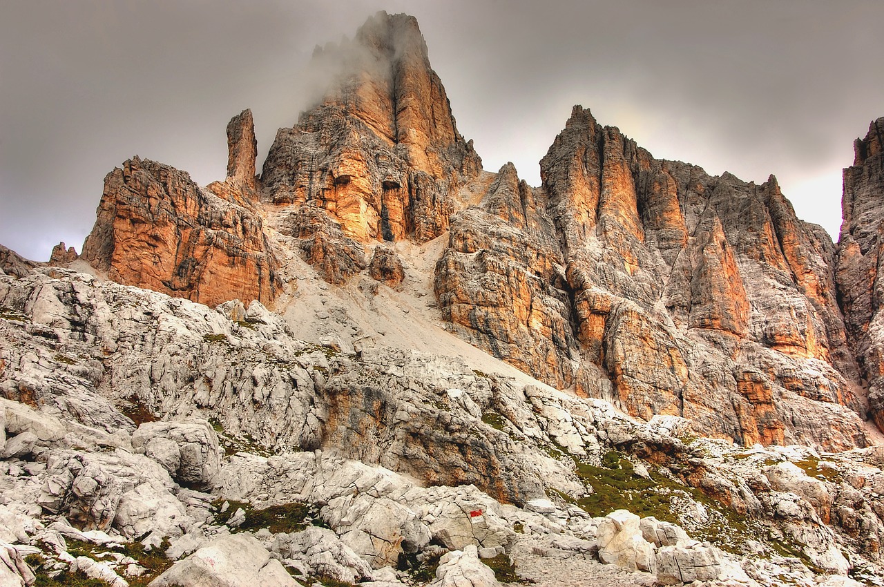 fanes wall  dolomites  b free photo