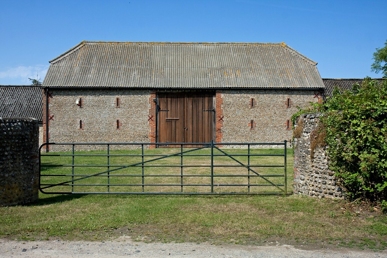 farm building barn free photo