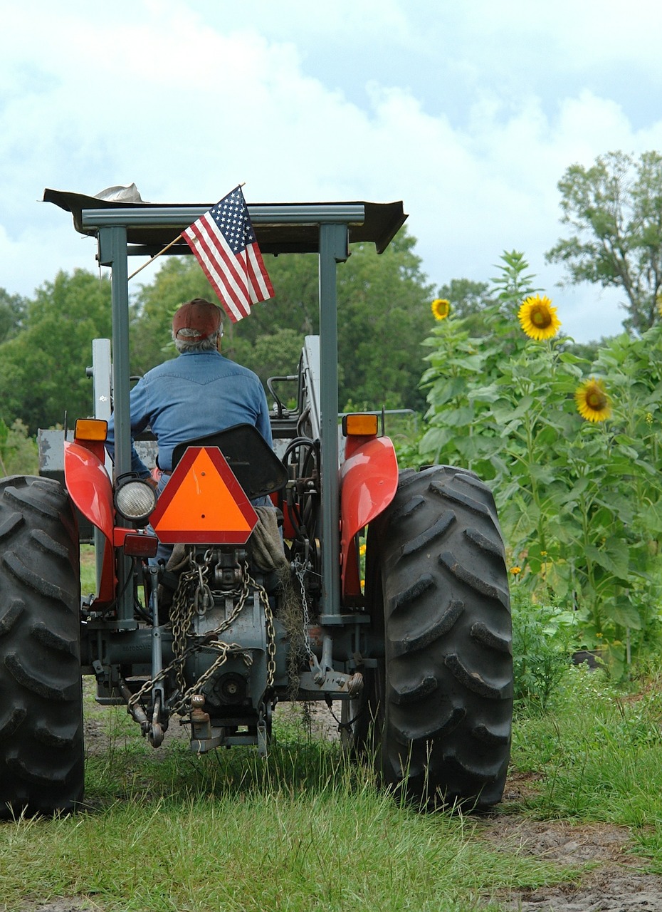 farm farmer tractor free photo