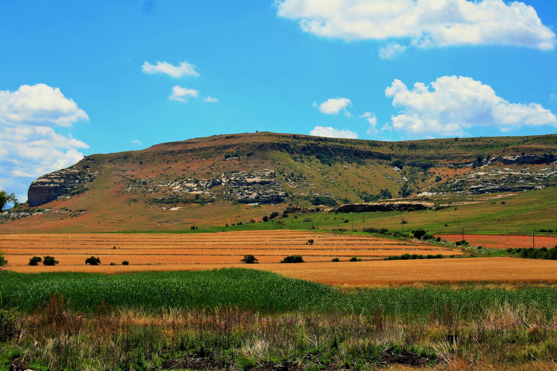 mountain landscape eastern free state farmland and mountains free photo