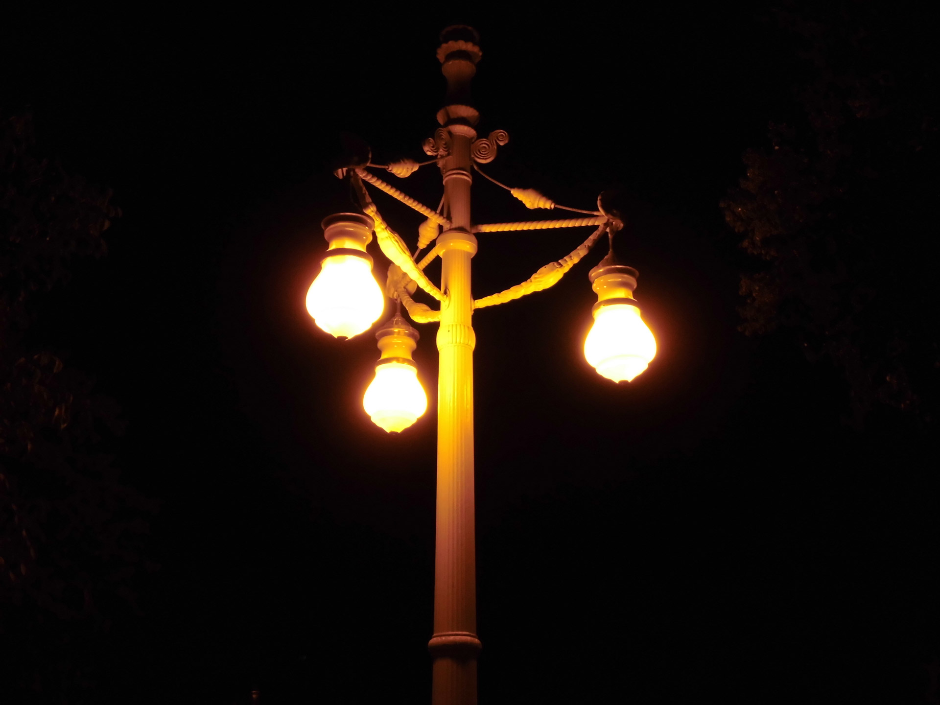 lamp lighting audience free photo