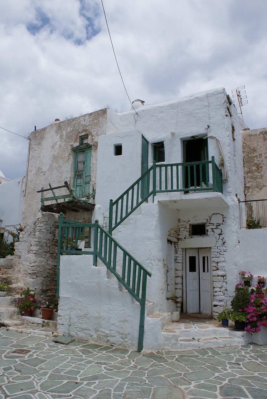 fart house greece free photo