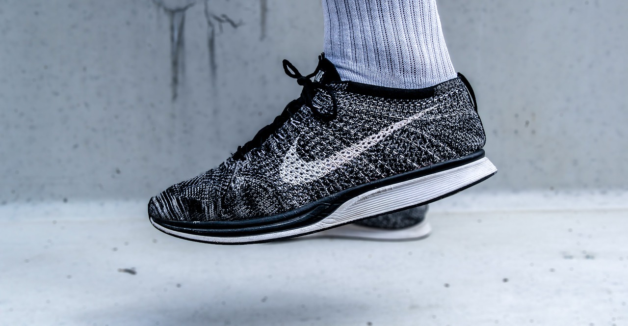 fashion flyknit racer foot free photo