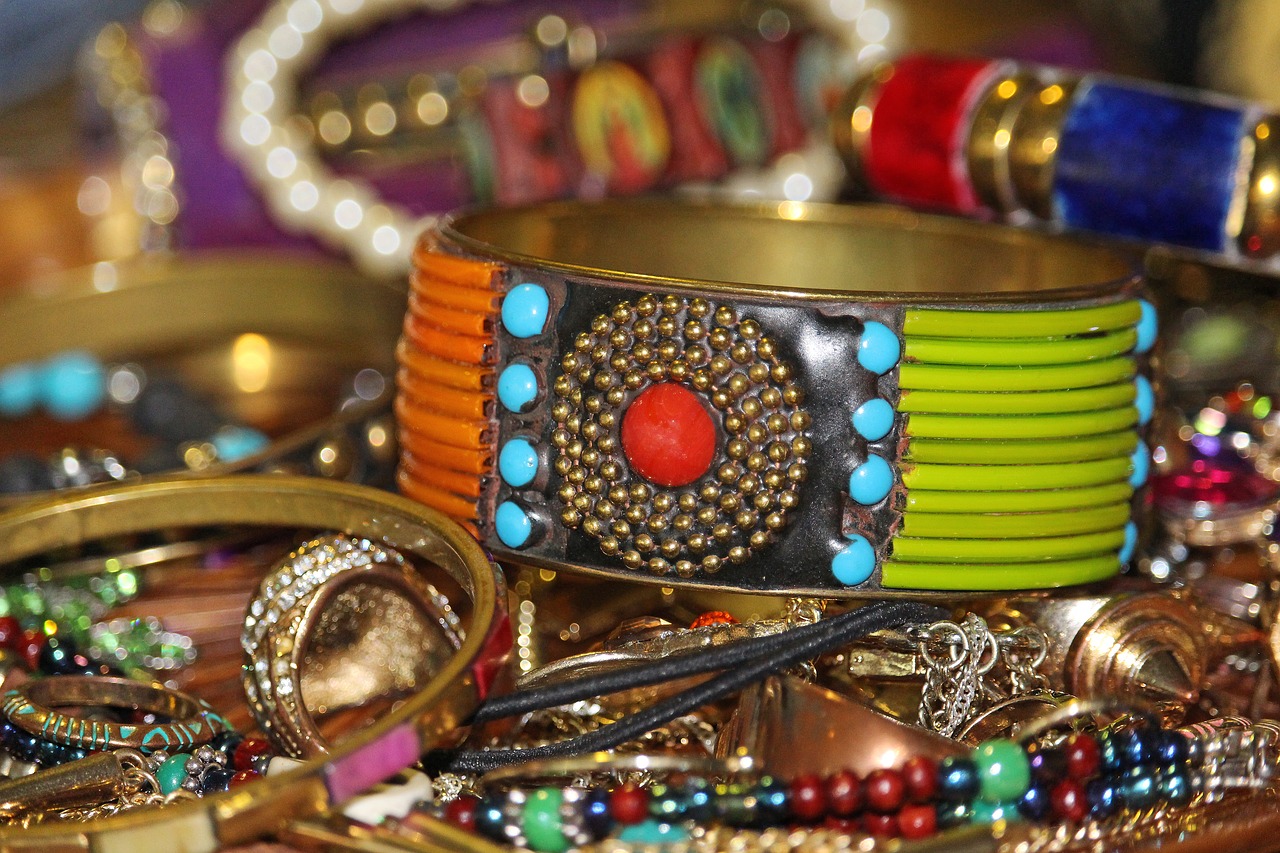 fashion jewelry  colorful jewelry  necklace free photo