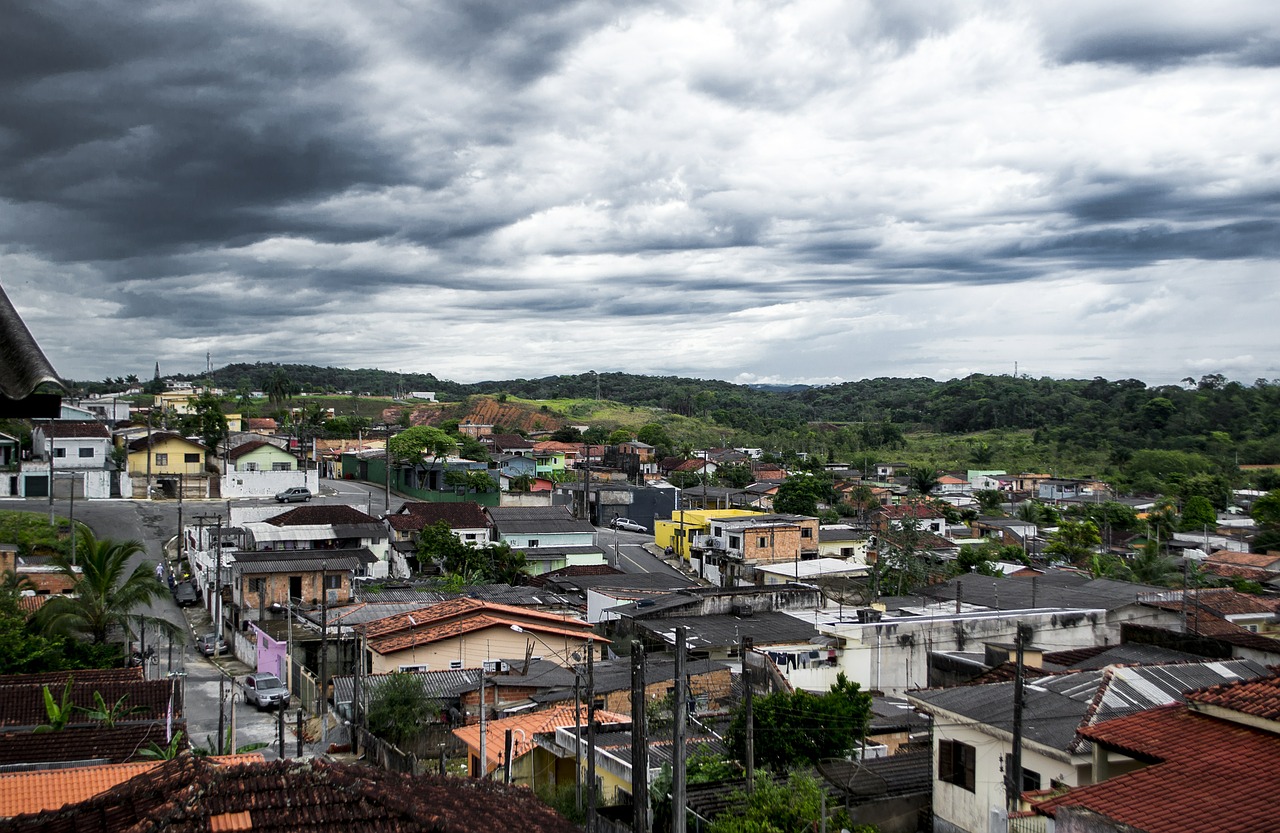 favela city storm free photo