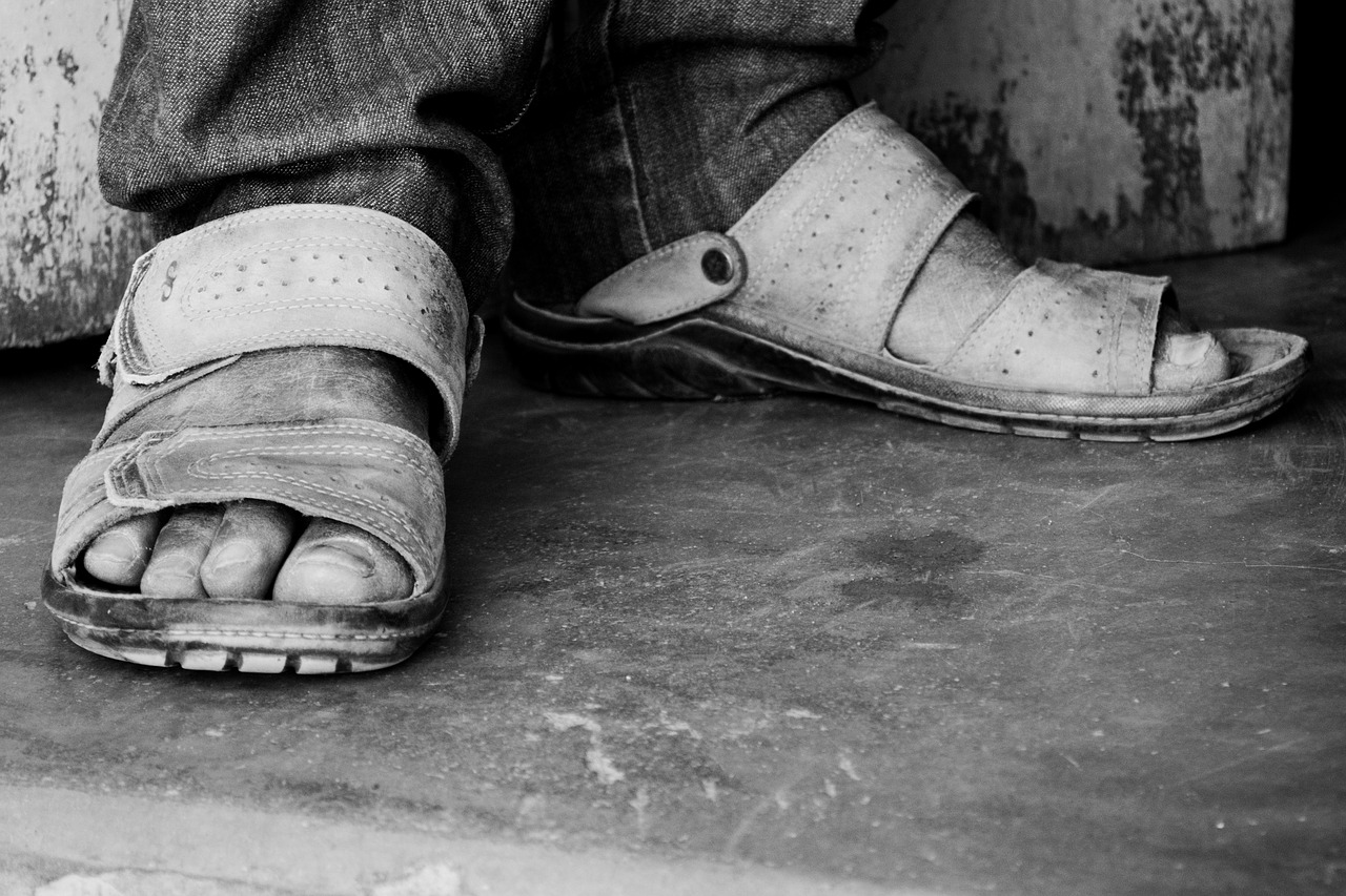 feet man sandals free photo